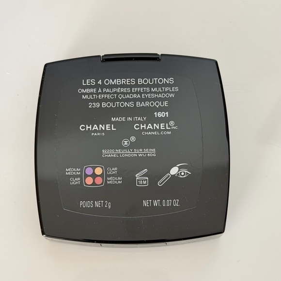 CHANEL Les 4 Ombres Boutons Eyeshadow Palette 239 Boutons Baroques - Picture 3 of 5